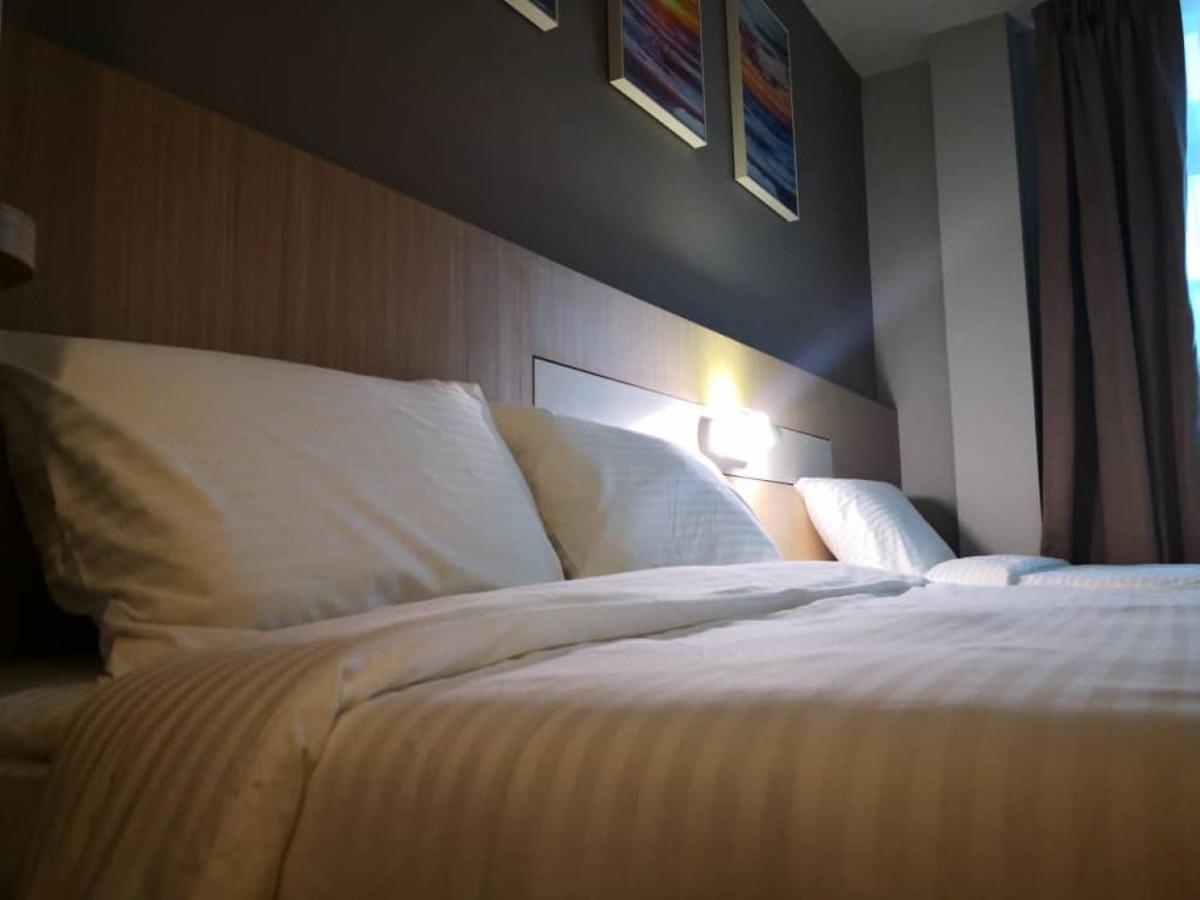 Walk In Hotel Kota Kinabalu Kültér fotó